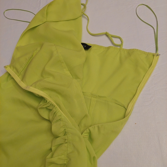 Vici Neon Green Dazzle Me Ruched Halter Neck Mini Dress Dopamine Dressing Size M - Picture 10 of 12